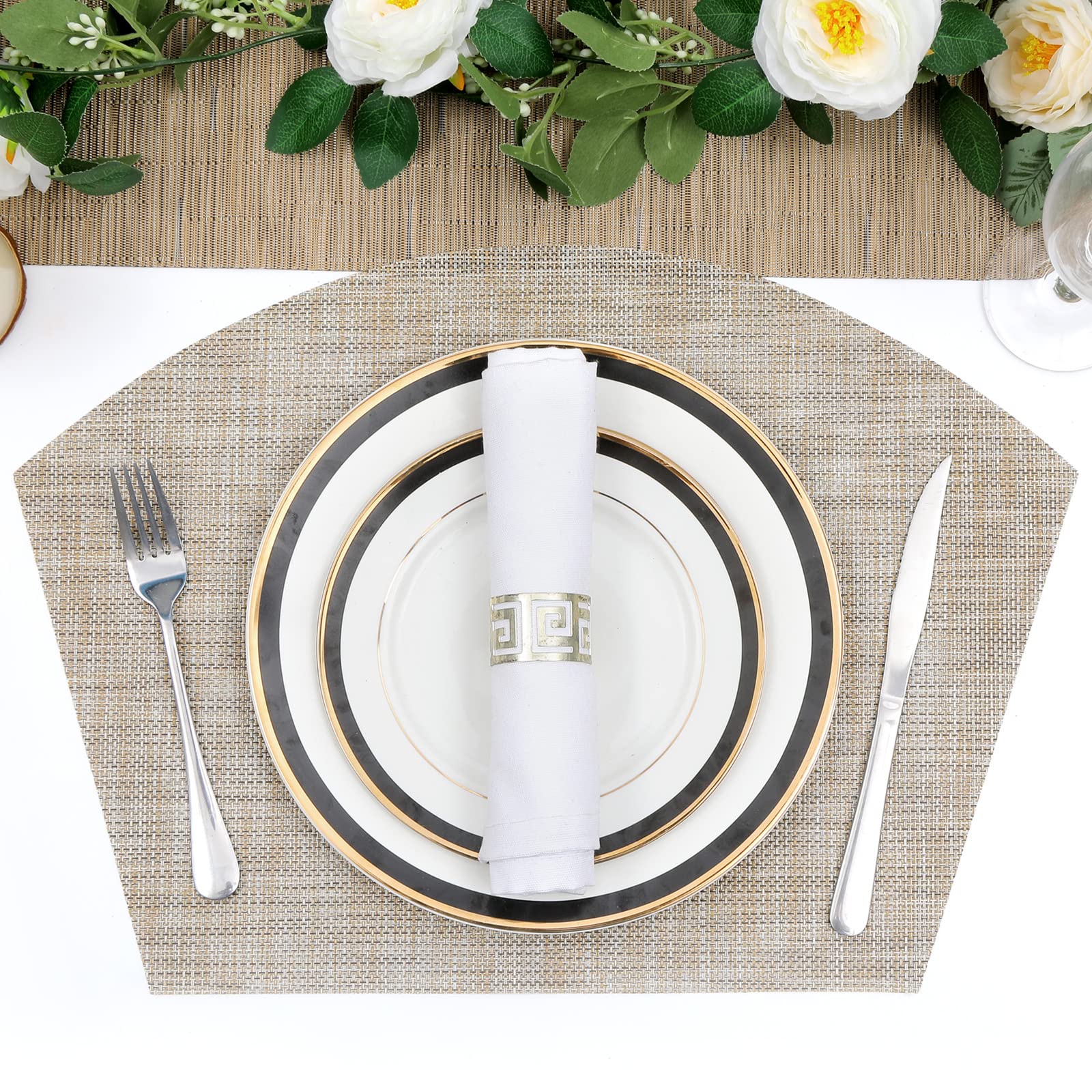 SHACOS Large Size Wedge Shape Placemats with Centerpiece Round Mat Set of 5 Round Table Place Mats Washable Dining Table Placemats Reversible, Beige - Image 5